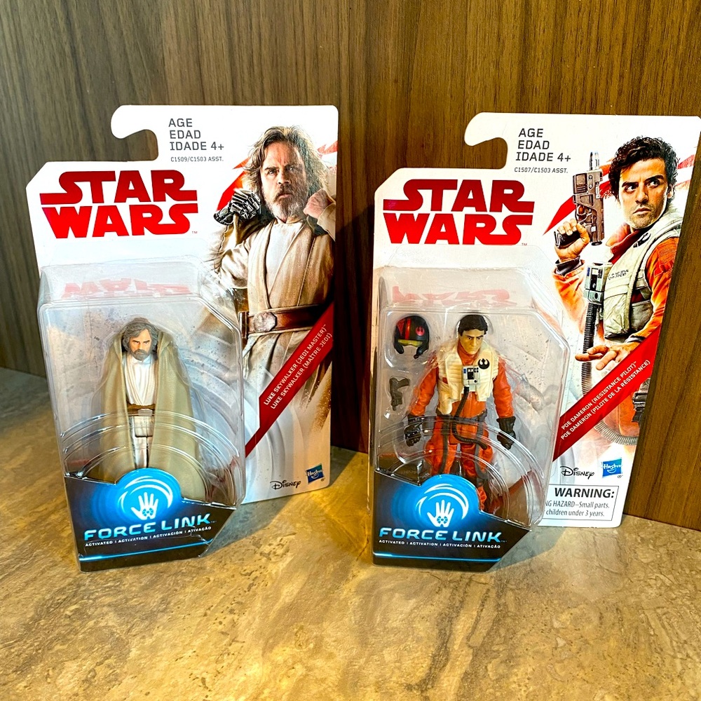 Disney Star Wars Luke Skywalker and Poe Dameron figurines set